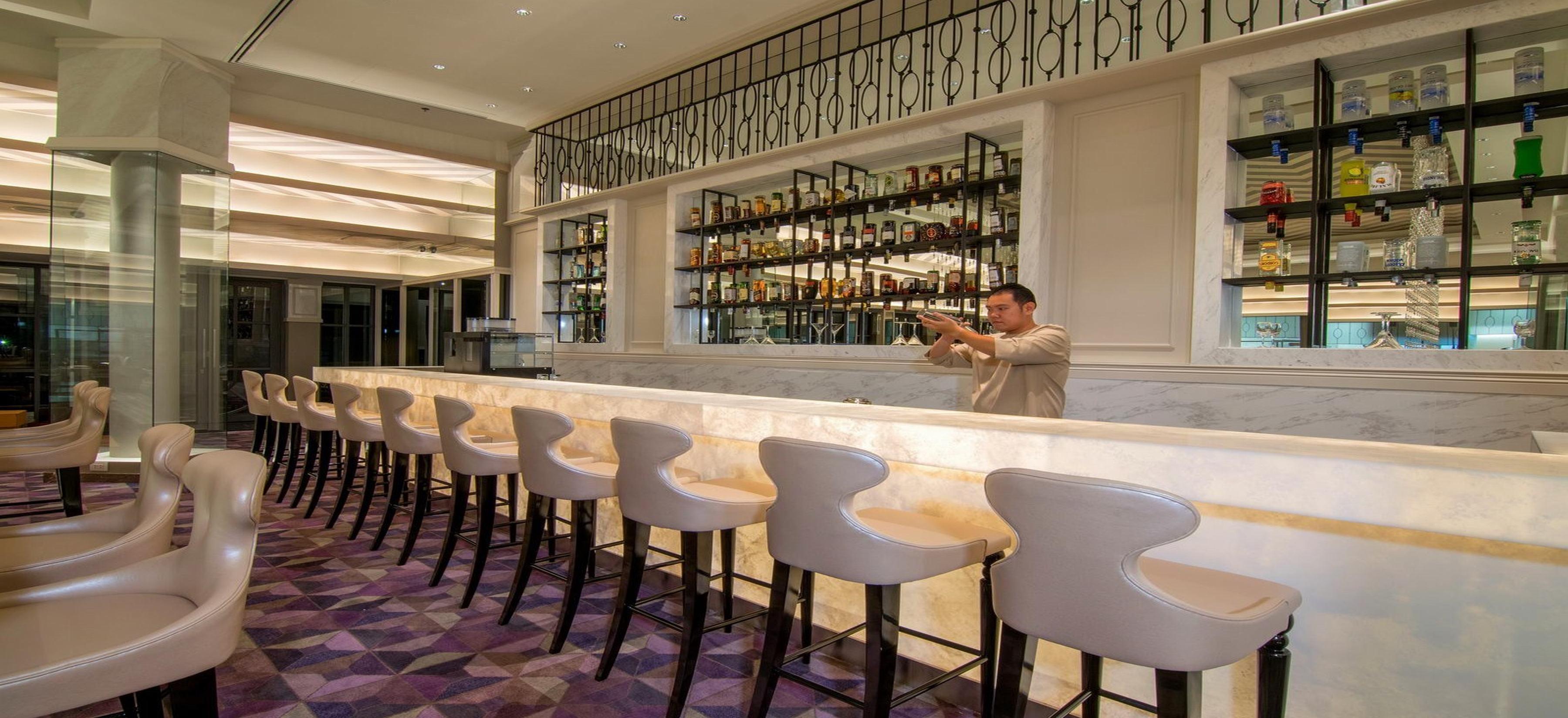 U Sathorn Bangkok Otel Dış mekan fotoğraf