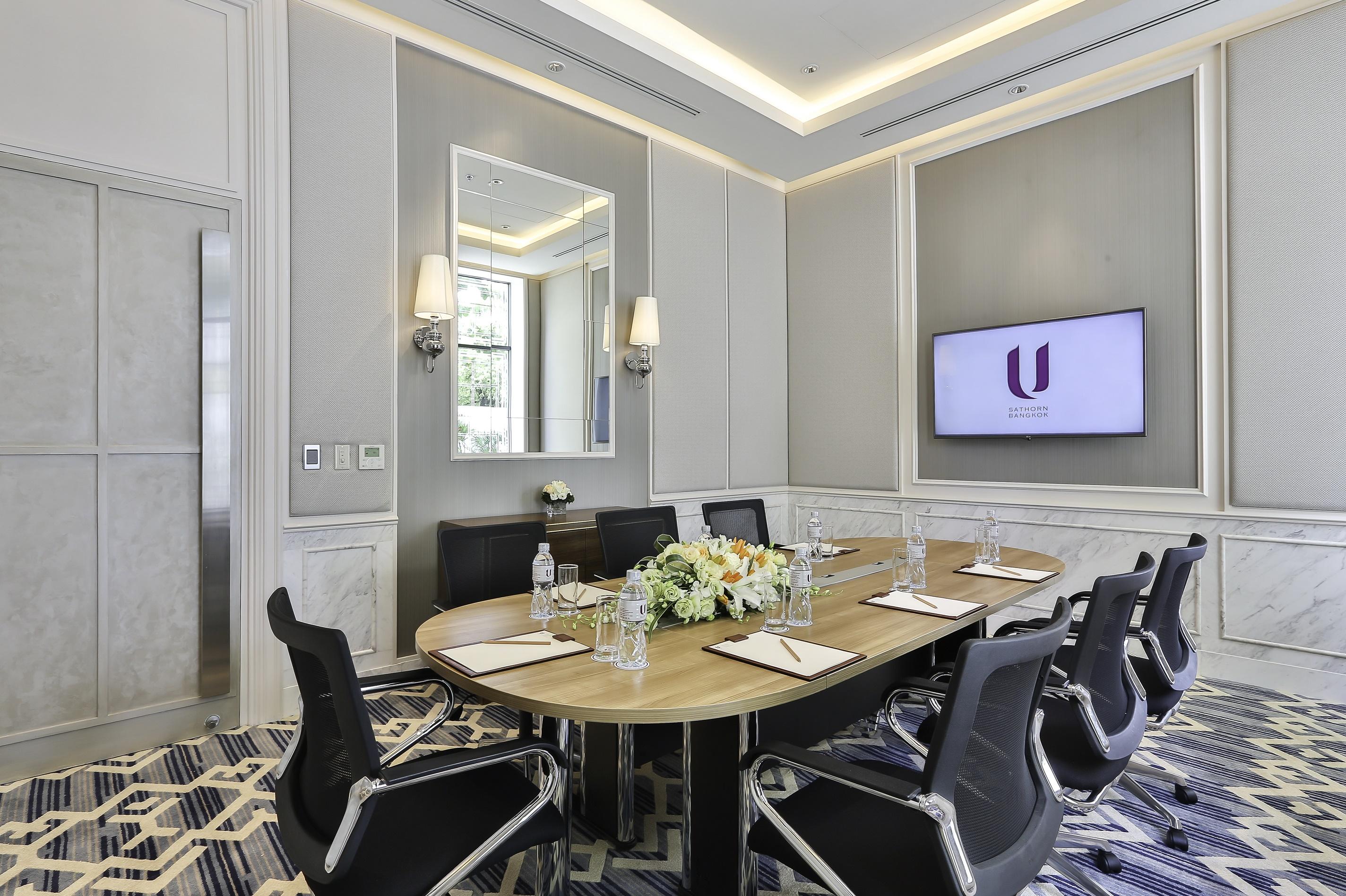 U Sathorn Bangkok Otel Dış mekan fotoğraf